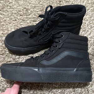 Vans Off The Wall High Top woman black tennis shoes size 7